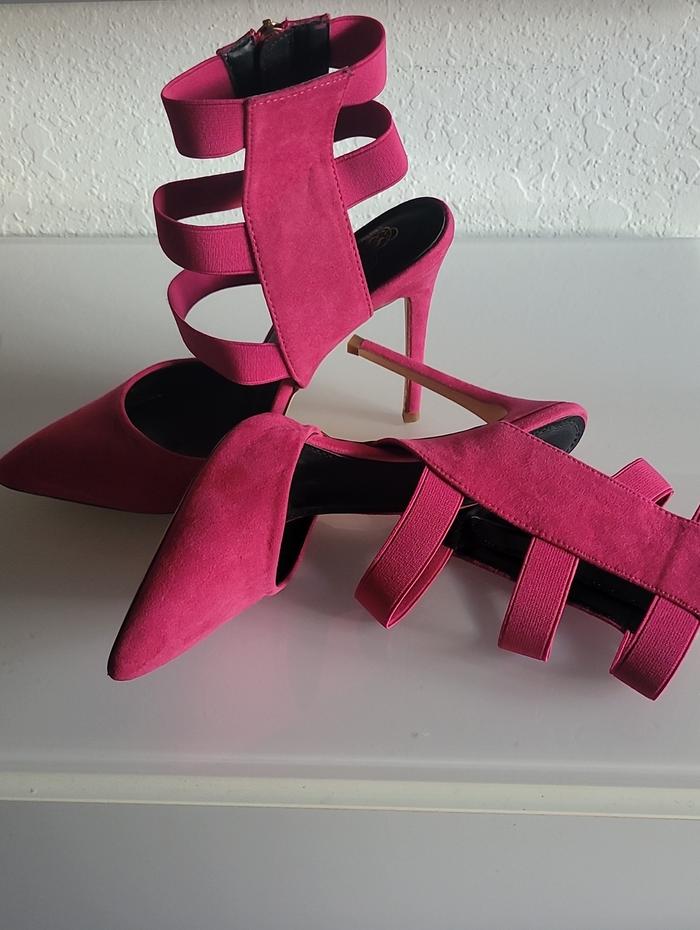 Women’s Strappy Pointed Toe Heels in Light Magenta Pink 8.5 New